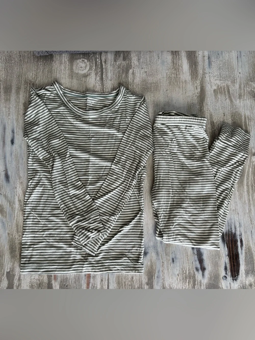 NWOT Carter’s Toddler 2-Piece Striped PurelySoft Pajamas 4T